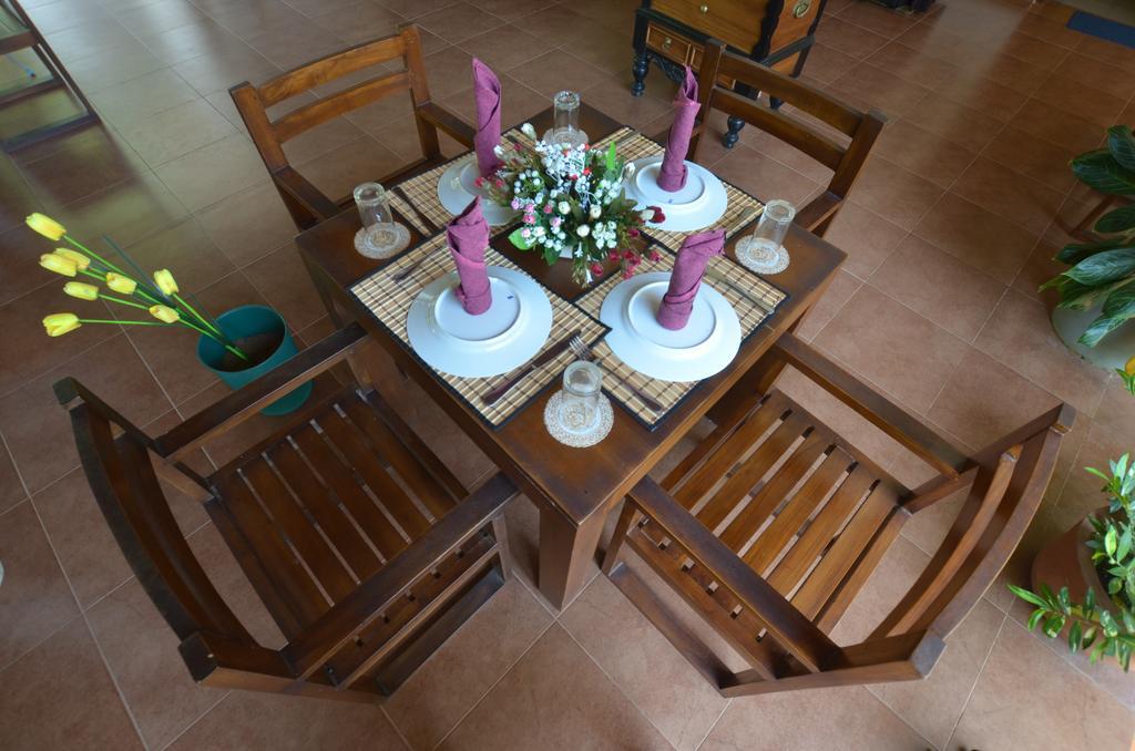Sihilro Regency Hotel Udawalawe Buitenkant foto